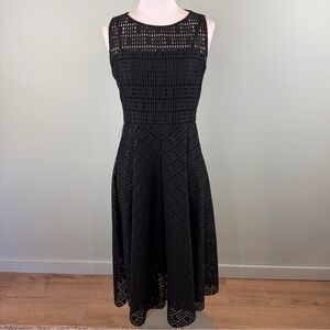 Akris Punto Lader cut out fit & flare Elegant Black Sleeveless Midi Dress size 6